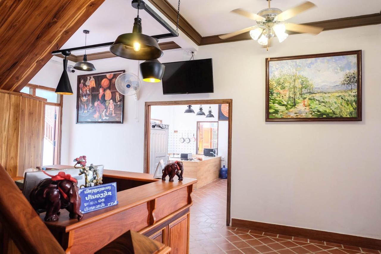 Luang Prabang Museum Inn & Travel ภายนอก รูปภาพ